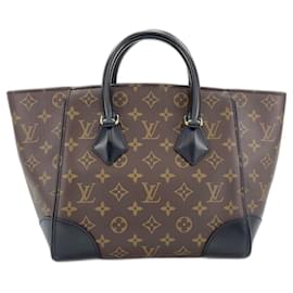 Borsa Louis Vuitton Phoenix PM Marrone