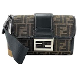 Borsa a tracolla Fendi Double Baguette