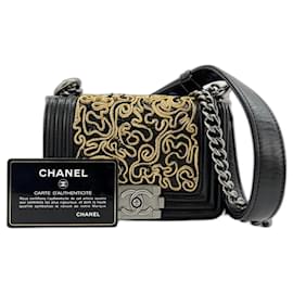 Mini borsa a tracolla Boy di Chanel