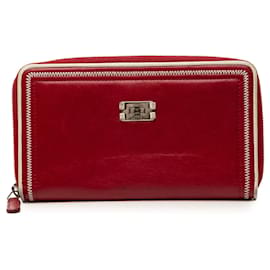Cartera larga con cremallera Chanel Reissue 2.55 en piel de becerro envejecida roja