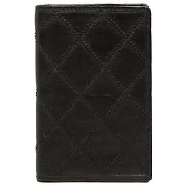 Tarjetero plegable de piel de cordero acolchado negro con doble costura Chanel