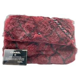 Borsa a tracolla Chanel in pelliccia rossa
