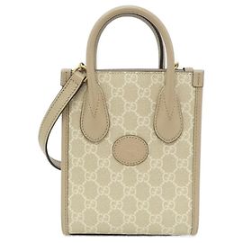 Bolsa de Ombro Gucci GG Supreme Canvas