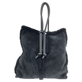 Bottega Veneta Schultertasche aus Wildleder