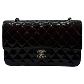 Chanel Borsa Flap Classica Media Nera