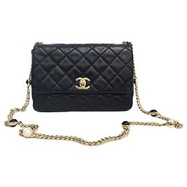 Chanel Bolsa de ombro Black Jewel em pele de cordeiro tamanho Medium