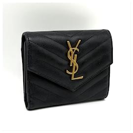 Saint Laurent Cartera Compacta Monogram Matelassé Negra