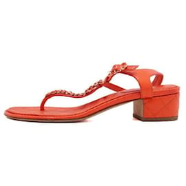 Sandali da donna in pelle di capra Classic Goatskin CC Chain Logo Arancione - Chanel