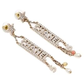 Orecchini pendenti Crystal Initial Logo Season - Chanel