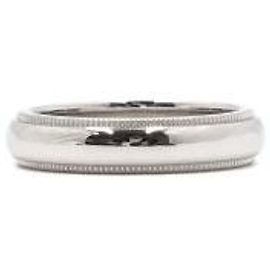 Tiffany & Co Klassischer Millgrain-Ehering