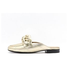 Chanel Metallic Gold Lammleder CC Logo Ketten Damen Mule Sandalen