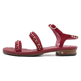 Chanel Sandali da donna in camoscio rosso con tracolla a catena dorata