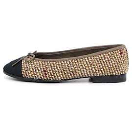 Chanel Ballerine in tweed bicolore da donna