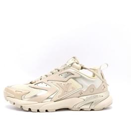 Louis Vuitton Sneaker Monogram Runner Tactic da uomo
