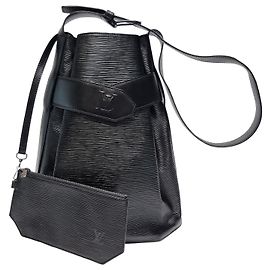 Louis Vuitton Bucket Bag Epi Sac De Pol GM Shoulder Bag Black