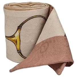 Sciarpa in seta rosa chiaro con morsetto - Gucci