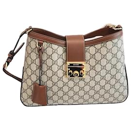 Bolso de hombro Padlock GG Medium - Gucci