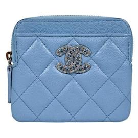 Cartera de monedas y tarjetas con cremallera CC Logo en Caviar Crystal Azul - Chanel