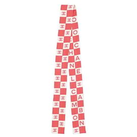 Seidenschal mit Logo-Print, quadratisch - Chanel