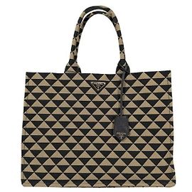 Prada Bolso Tote de tela con logotipo de triángulo bordado Symbol Jacquard Negro Beige
