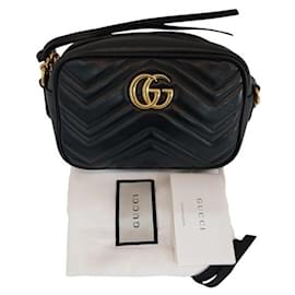 Gucci Mini borsa a tracolla GG Marmont trapuntata Nera