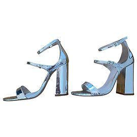 Carvela Kurt Geiger Sandali con tacco a blocco argento metallizzato