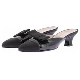 Mule Chanel in pelle nera