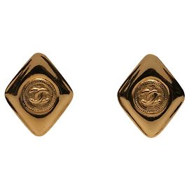 Orecchini Chanel Gold CC placcati oro a forma di rombo con clip