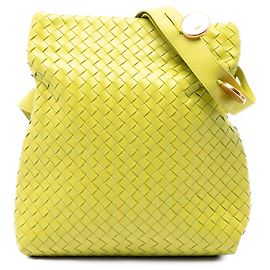Bottega Veneta Borsa a tracolla pieghevole in nappa gialla Intrecciato
