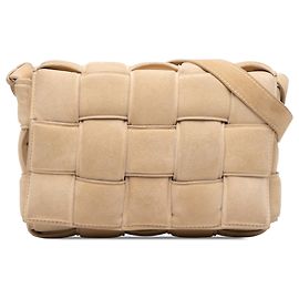 Bottega Veneta Borsa a tracolla Cassette imbottita in scamosciato beige Intrecciato