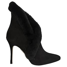 Manolo Blahnik Nestanu 105 Stiefeletten mit Pelzbesatz aus schwarzem Wildleder