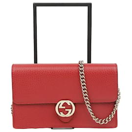 Gucci Interlocking Mini Leder Geldbörsentasche mit Kette Rot