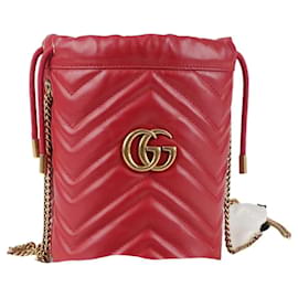 Mini borsa a secchiello in pelle GG Marmont Rossa - Gucci