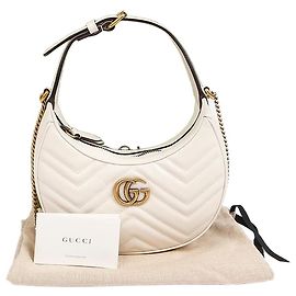 Gucci Mini borsa a tracolla GG Marmont mezzaluna Bianco