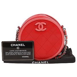 Chanel Borsa a tracolla rotonda con logo CC