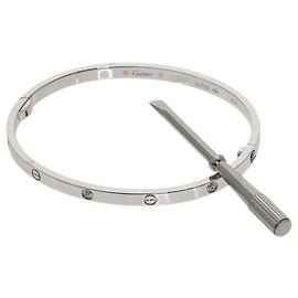 Bracciale charm in oro bianco 18K Cartier