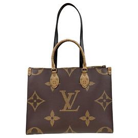 Borsa a tracolla Louis Vuitton OnTheGo MM Giant Monogram