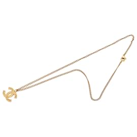 Collana con pendente Chanel Gold CC placcato oro con intaglio a stella