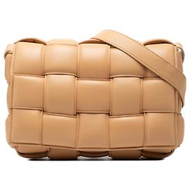 Bottega Veneta Borsa a tracolla Cassette imbottita in nappa Intrecciato marrone