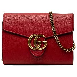 Portafoglio con catena in pelle di vitello GG Marmont rosso Gucci