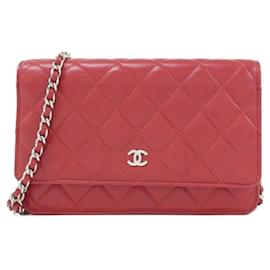 Portafoglio con catena Chanel Timeless Classic