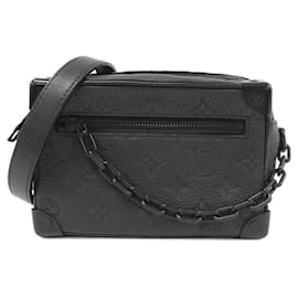Borsa a tracolla Louis Vuitton Taurillon Monogram Mini Soft Trunk