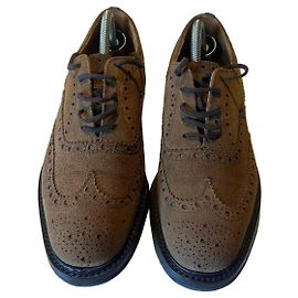Church's Scarpe Stringate Brogue in Camoscio Marrone