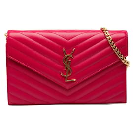 Portafoglio a tracolla con catena Cassandra Classic di Saint Laurent