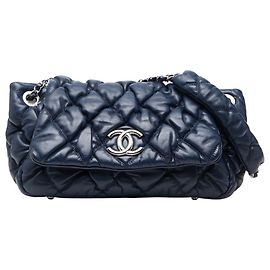 Borsa a tracolla Chanel Matelassé Bubble Quilted