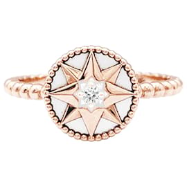 Dior "Rose des Vents" Ring aus Gelbgold, Perlmutt und Diamant.