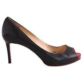 Christian Louboutin Very Prive schwarze Absätze