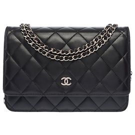 Borsa CHANEL Wallet on Chain in Pelle Nera - 103737