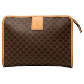 Céline Clutch Celine in tela rivestita Macadam marrone