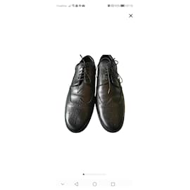 Louis Vuitton Scarpe Stringate Brogue in Pelle Nera